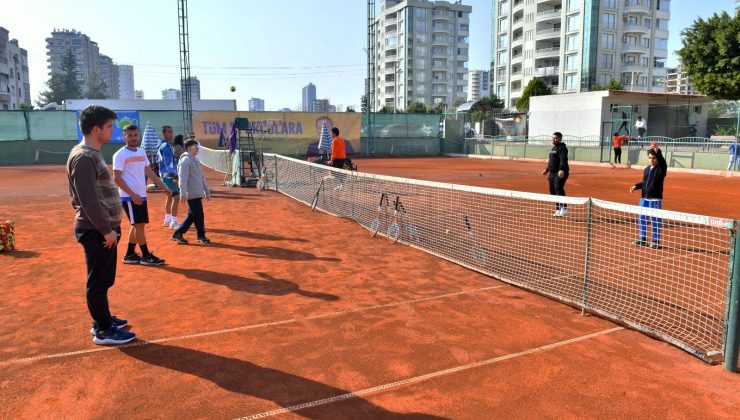 Yenişehir Belediyesi özel çocukları yalnız bırakmıyor