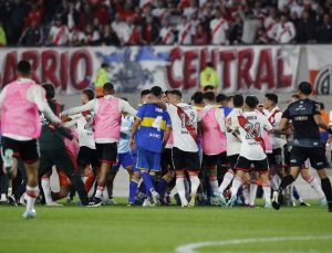 Superclasico’da Kavga !
