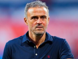 PSG’de Luis Enrique sesleri!