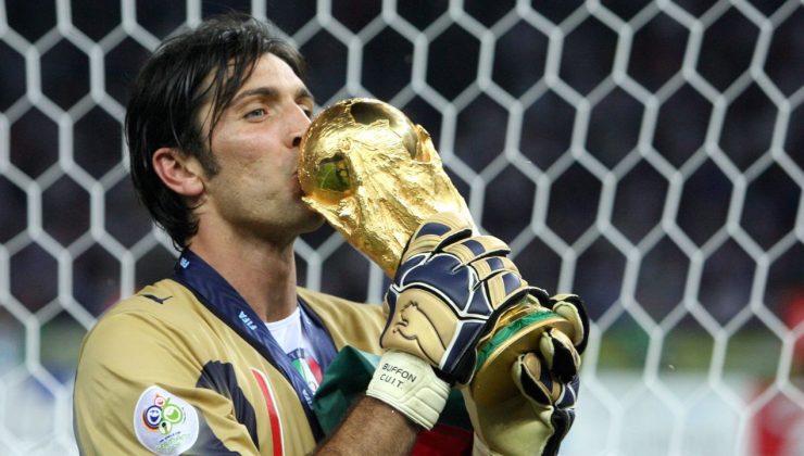 Gianluigi Buffon emekliliğini açıkladı