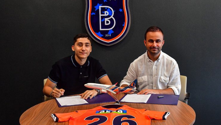 Emirhan İlkan resmen Başakşehir’de