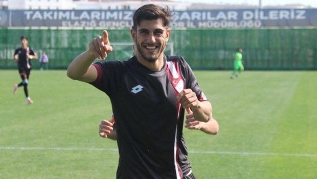 İzzet, Süper Lig’e gidiyor!