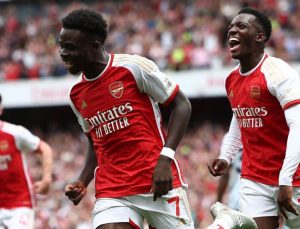 Arsenal, Premier Lig’e Galibiyetle Başladı