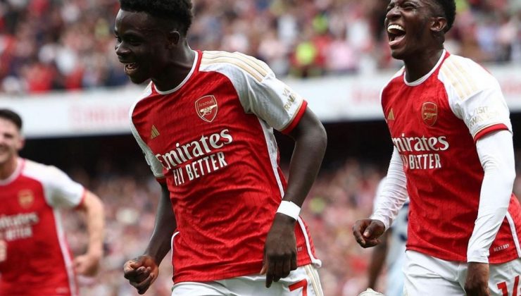 Arsenal, Premier Lig’e Galibiyetle Başladı